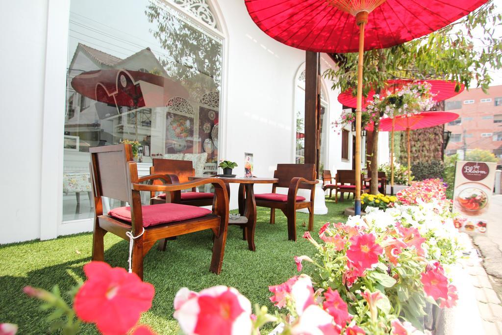 Ratchiangsaen Flora House Ξενοδοχείο Τσιάνγκ Μάι Εξωτερικό φωτογραφία