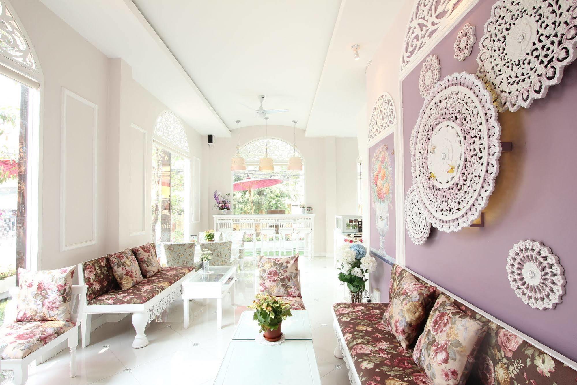 Ratchiangsaen Flora House Ξενοδοχείο Τσιάνγκ Μάι Εξωτερικό φωτογραφία